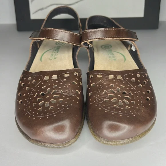 Naot Arataki' Mary Jane Women’s Size 8 - Picture 3 of 15